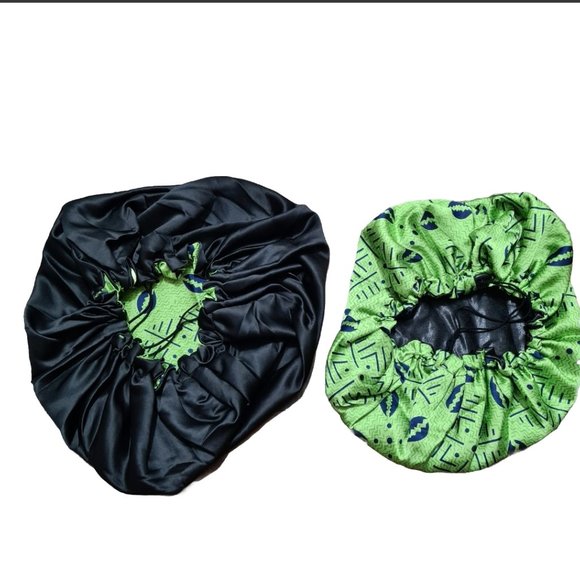 Unisex Double Layer Satin Hair Bonnet in Green Cowrie Print w/ Adjustable Band - Picture 3 of 8